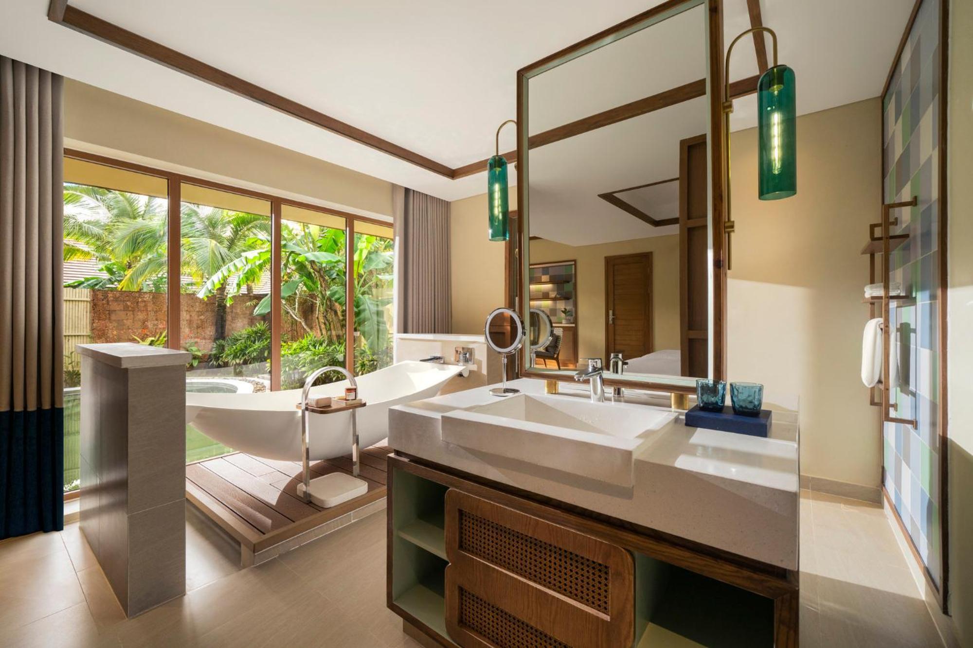 Voco Quang Binh Resort By Ihg 동허이 외부 사진