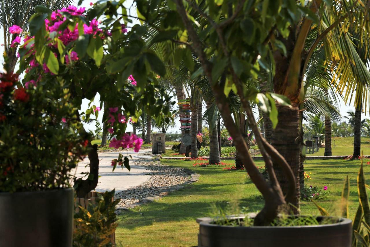 Bao Ninh Beach Resort 동허이 외부 사진